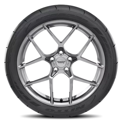 Nitto NT555RII Tires 305/40R22XL 108570