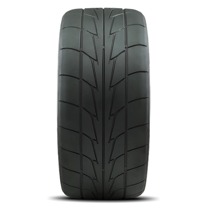 Nitto NT555R Tires P305/40R18 180720