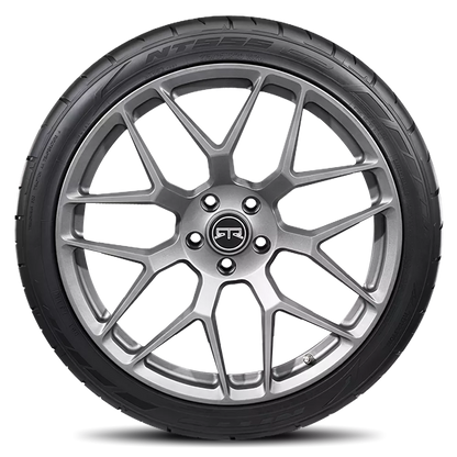 Nitto NT555 G2 Tires P315/40R18 215750
